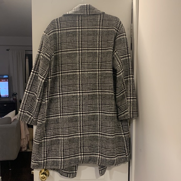 Black and white plaid checkered long coat - Picture 2 of 3